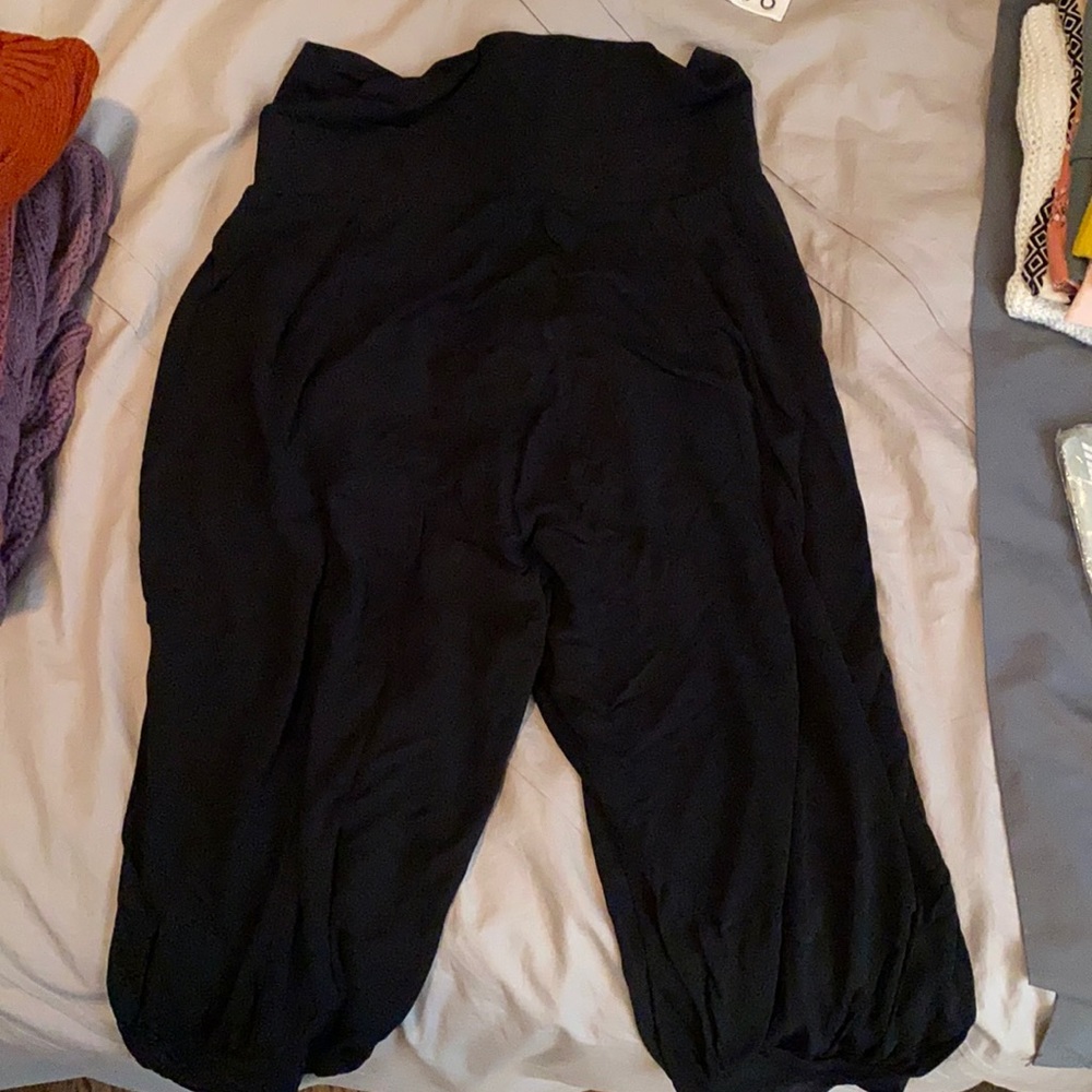 Top shop black cropped joggers